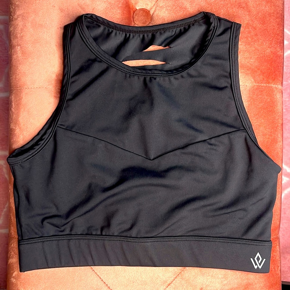 Black Workout Empire top